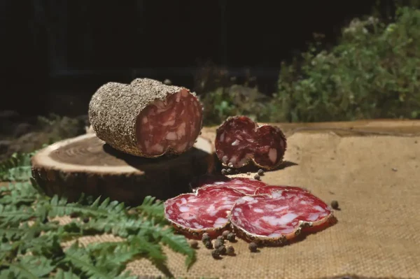 Le saucisson au poivre des Salaisons de Montagnac